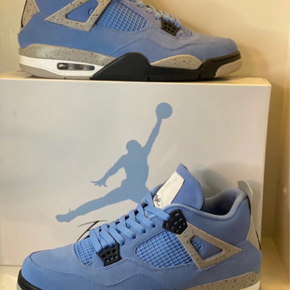 Jordan 4 unc